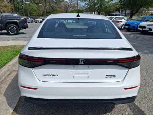 Used 2023 Honda Accord Sport image 7