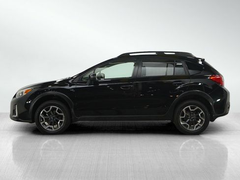 Used 2017 Subaru Crosstrek 2.0i Limited w/ Popular Package #2 image 2