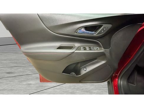 Used 2024 Chevrolet Equinox RS image 9