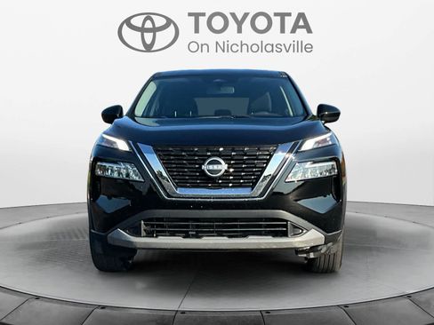 Used 2023 Nissan Rogue SV AWD/4WD image 8