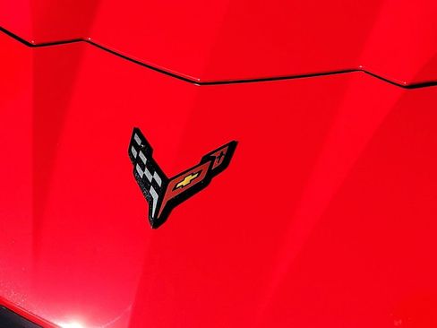 Used 2020 Chevrolet Corvette Stingray Preferred Cpe w/ 2LT Preferred Equipment Group RWD image 27