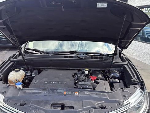 Used 2017 Lincoln MKX Select w/ Select Plus Package image 17