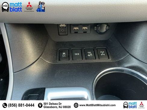 Used 2019 Toyota Highlander XLE image 17