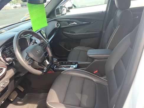 Used 2023 Chevrolet TrailBlazer RS w/ Convenience Package FWD image 7