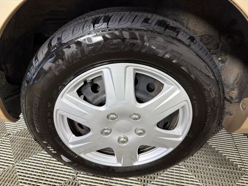 Used 2011 Toyota Corolla LE image 16