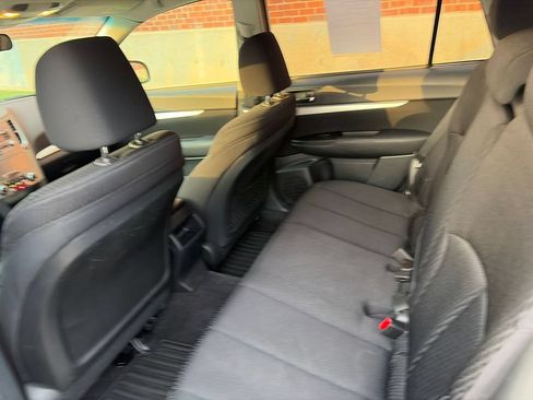 Used 2011 Subaru Outback 3.6R Premium w/ Sound Equipment Group 3A AWD/4WD image 7