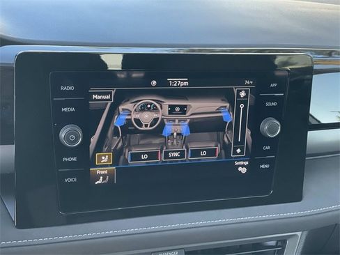 Used 2025 Volkswagen Taos SE image 12