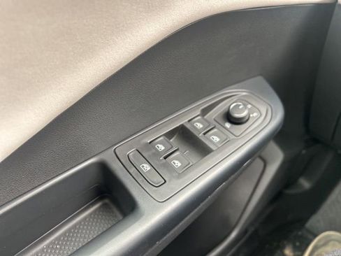 New 2026 Volkswagen Taos SE AWD/4WD image 31