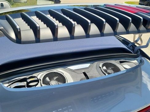 Used 2024 Porsche 911 Carrera RWD image 9