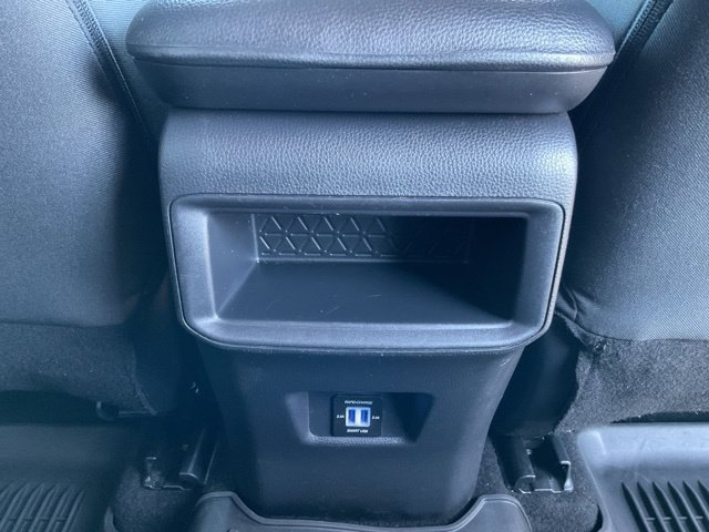 Used 2020 Toyota RAV4 LE FWD image 19