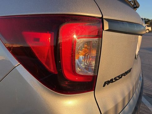 Used 2022 Honda Passport TrailSport image 6