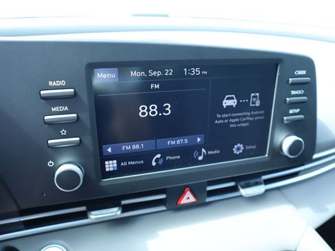 New 2025 Hyundai Elantra Sport image 13