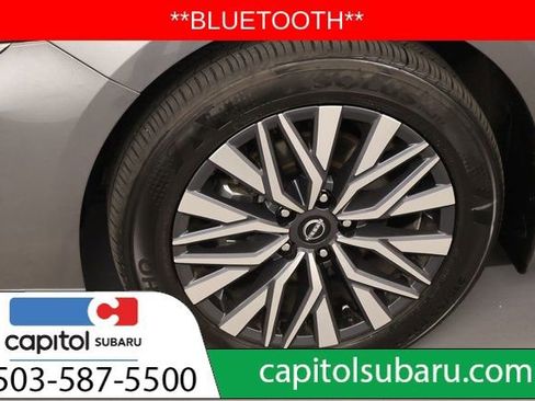 Used 2024 Nissan Altima 2.5 SV w/ SV Premium Package image 9