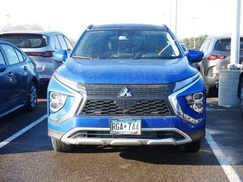 Used 2024 Mitsubishi Eclipse Cross SE image 2