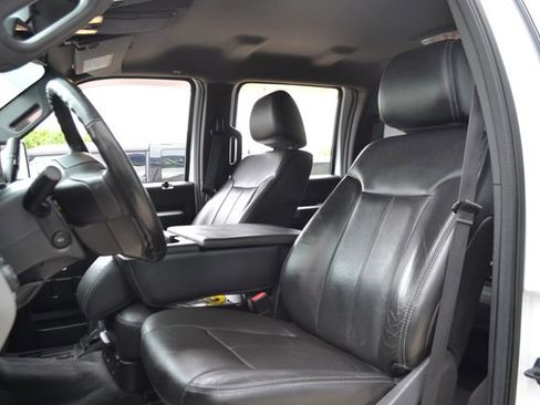 Used 2011 Ford F350 Lariat w/ Lariat Interior Pkg AWD/4WD image 19