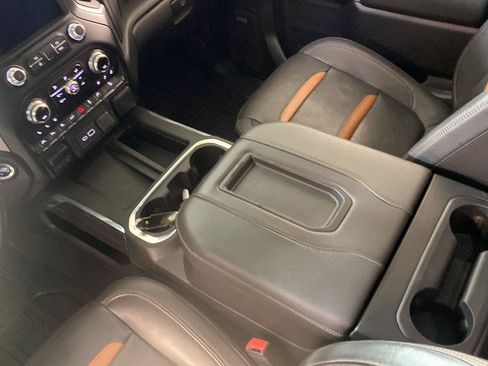 Used 2019 GMC Sierra 1500 AT4 w/ AT4 Premium Package AWD/4WD image 32