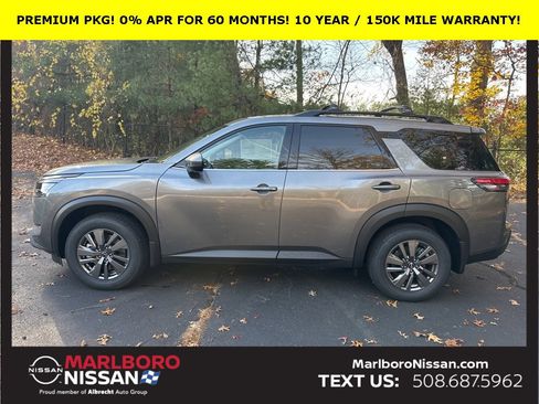 New 2025 Nissan Pathfinder SV w/ SV Premium Package image 4