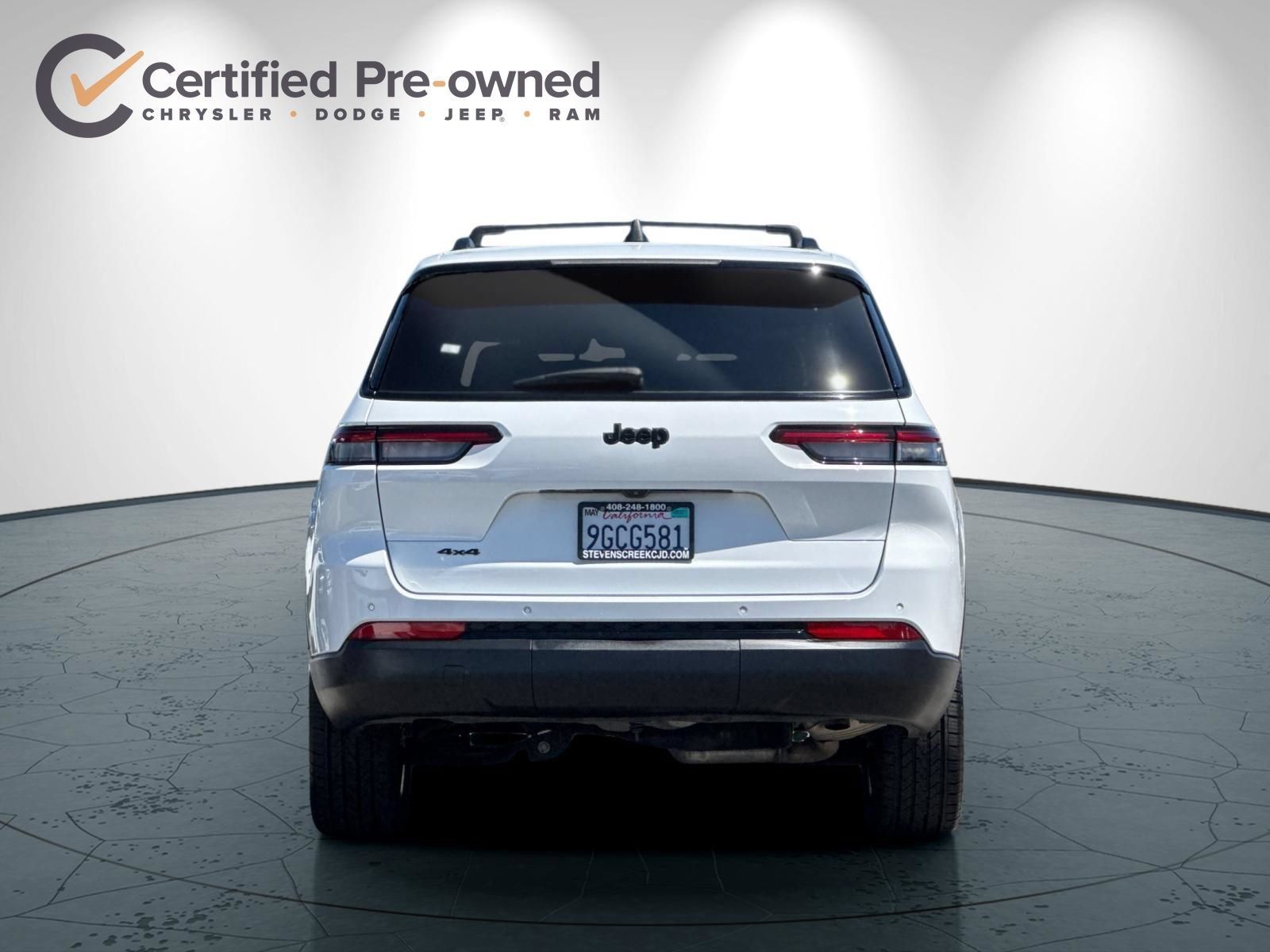 Used 2023 Jeep Grand Cherokee L Laredo AWD/4WD image 5