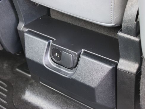 Used 2024 Ford F350 XL AWD/4WD image 26
