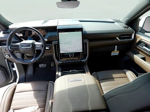 New 2026 GMC Yukon XL Denali Ultimate w/ LPO, Illumination Package image 25