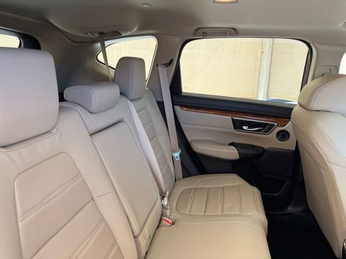 Used 2019 Honda CR-V Touring image 16