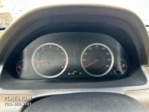 Used 2010 Honda Accord EX-L image 10