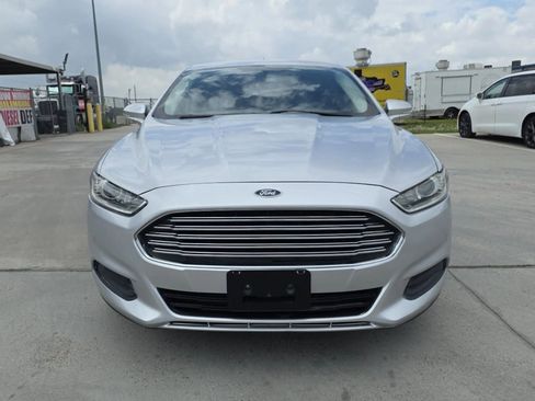Used 2014 Ford Fusion SE FWD image 5