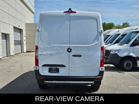 New 2025 Mercedes-Benz eSprinter 144 Cargo image 7