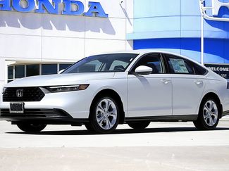 Used 2025 Honda Accord LX video 1