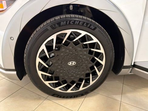 Used 2024 Hyundai Ioniq 5 Limited AWD/4WD image 34