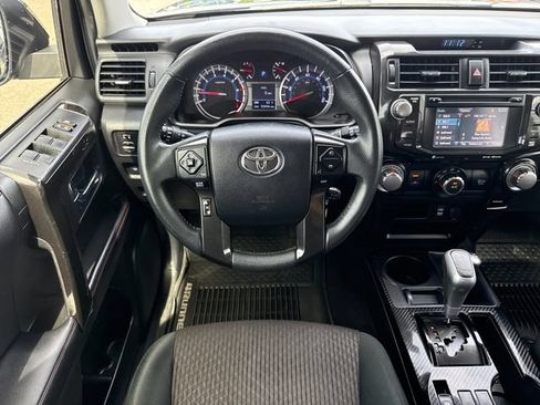 Used 2019 Toyota 4Runner TRD Off-Road AWD/4WD image 14