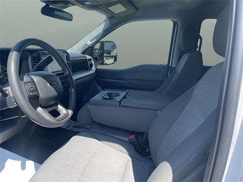 Used 2024 Ford F250 XL image 17