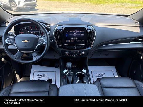 Used 2023 Chevrolet Traverse LT w/ LT Premium Package AWD/4WD image 16