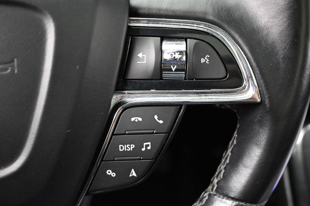 Used 2022 Lincoln Nautilus Reserve w/ Monochromatic Package AWD/4WD image 31