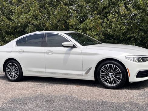 Used 2020 BMW 530i RWD image 10