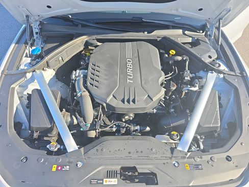 Used 2023 Genesis G70 3.3T image 27