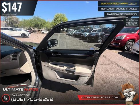 Used 2007 Chrysler 300 C w/ SRT Design Group RWD image 13