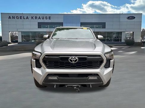 Used 2024 Toyota Tacoma TRD Off-Road w/ TRD Off Road Premium Package AWD/4WD image 2