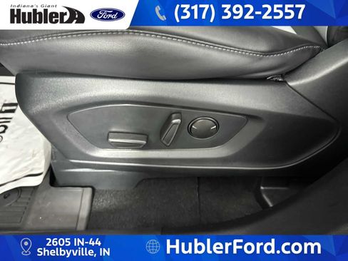 Used 2024 Ford Explorer XLT w/ Equipment Group 202A AWD/4WD image 12