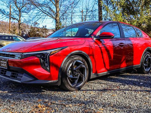Certified 2025 Kia K4 EX image 3