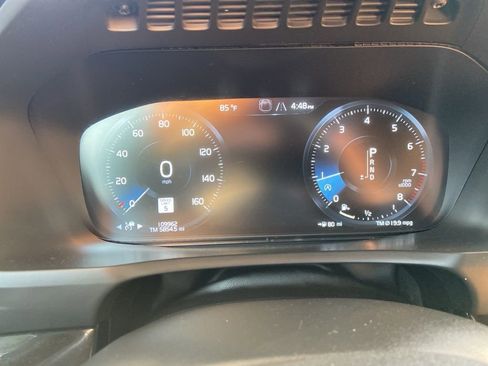 Used 2018 Volvo XC90 T6 Momentum w/ Convenience Package AWD/4WD image 27