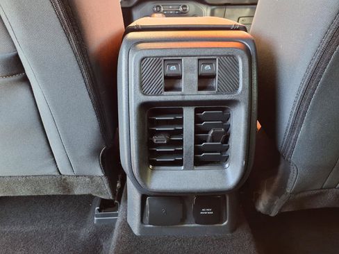 Used 2025 Ford Bronco Big Bend AWD/4WD image 13