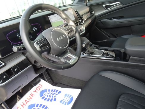 Used 2023 Kia Sportage X-Line w/ X-Line Premium Package AWD/4WD image 12