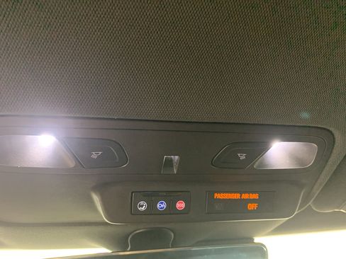 Used 2019 Chevrolet Camaro SS image 28