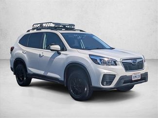 Used 2019 Subaru Forester Premium w/ All-Weather Package AWD/4WD video 3