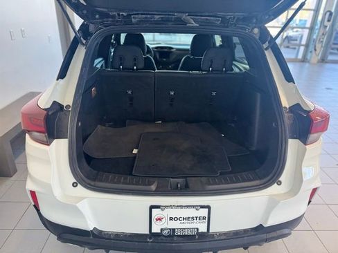 Used 2022 Chevrolet TrailBlazer RS AWD/4WD image 39