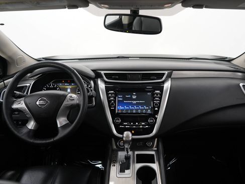 Used 2018 Nissan Murano SL w/ Moonroof Package AWD/4WD image 13