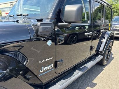 Used 2024 Jeep Wrangler Unlimited Sahara w/ Technology Group