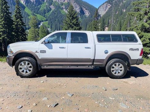 Used 2018 RAM 2500 Longhorn w/ Convenience Group AWD/4WD image 3