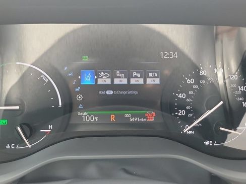 Certified 2026 Toyota Sienna XLE FWD image 23